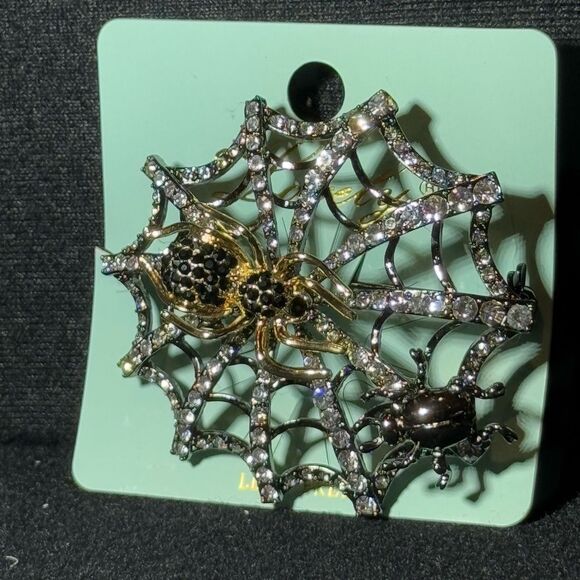 and Lovey’s Sparkling Web with Spider Brooch - Picture 2 of 5